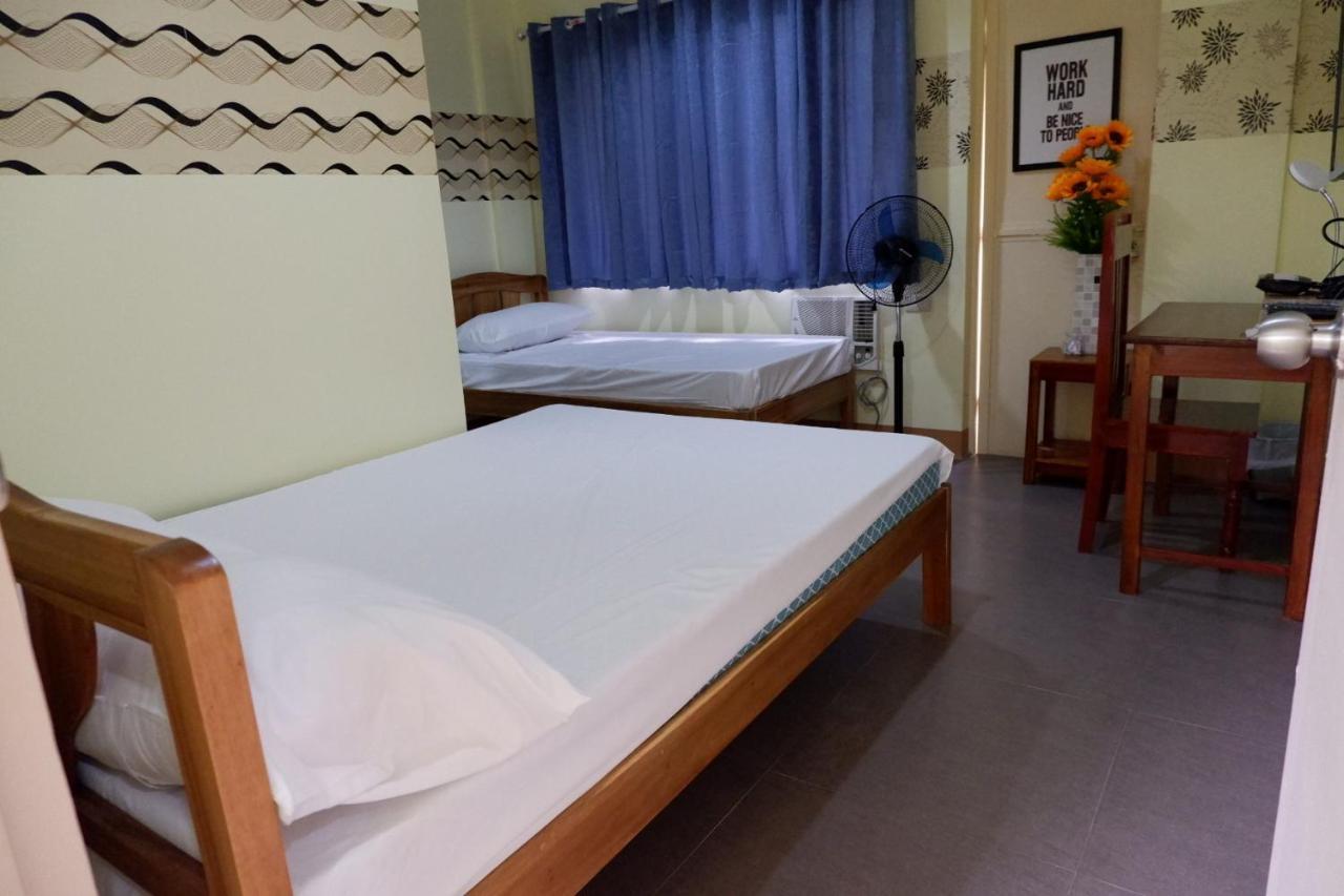 Nellie'S Place Puerto Princesa Luaran gambar